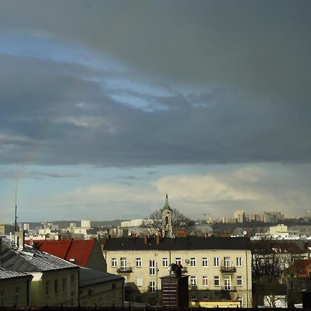 Small Residence - Apartamenty Sienkiewicza Kielce Kültér fotó