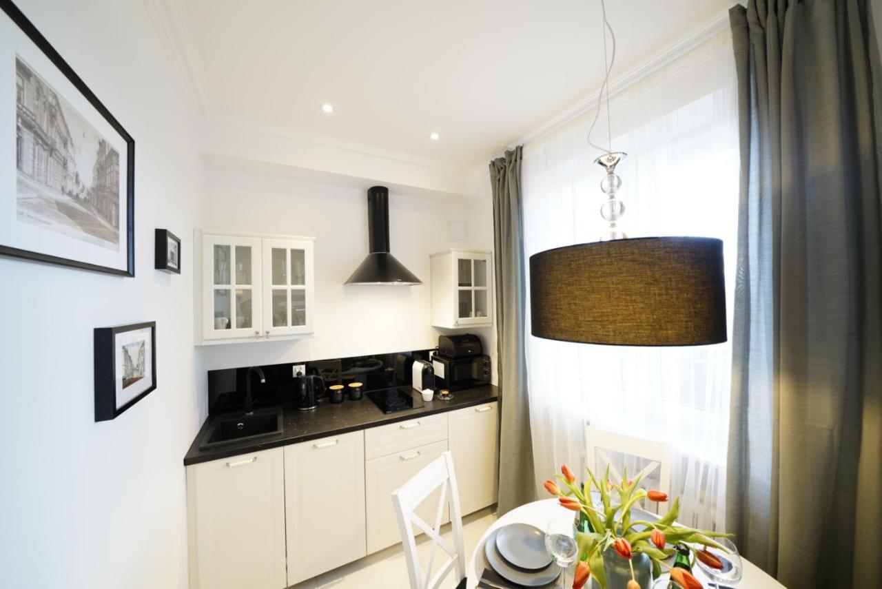 Small Residence - Apartamenty Sienkiewicza Kielce Kültér fotó