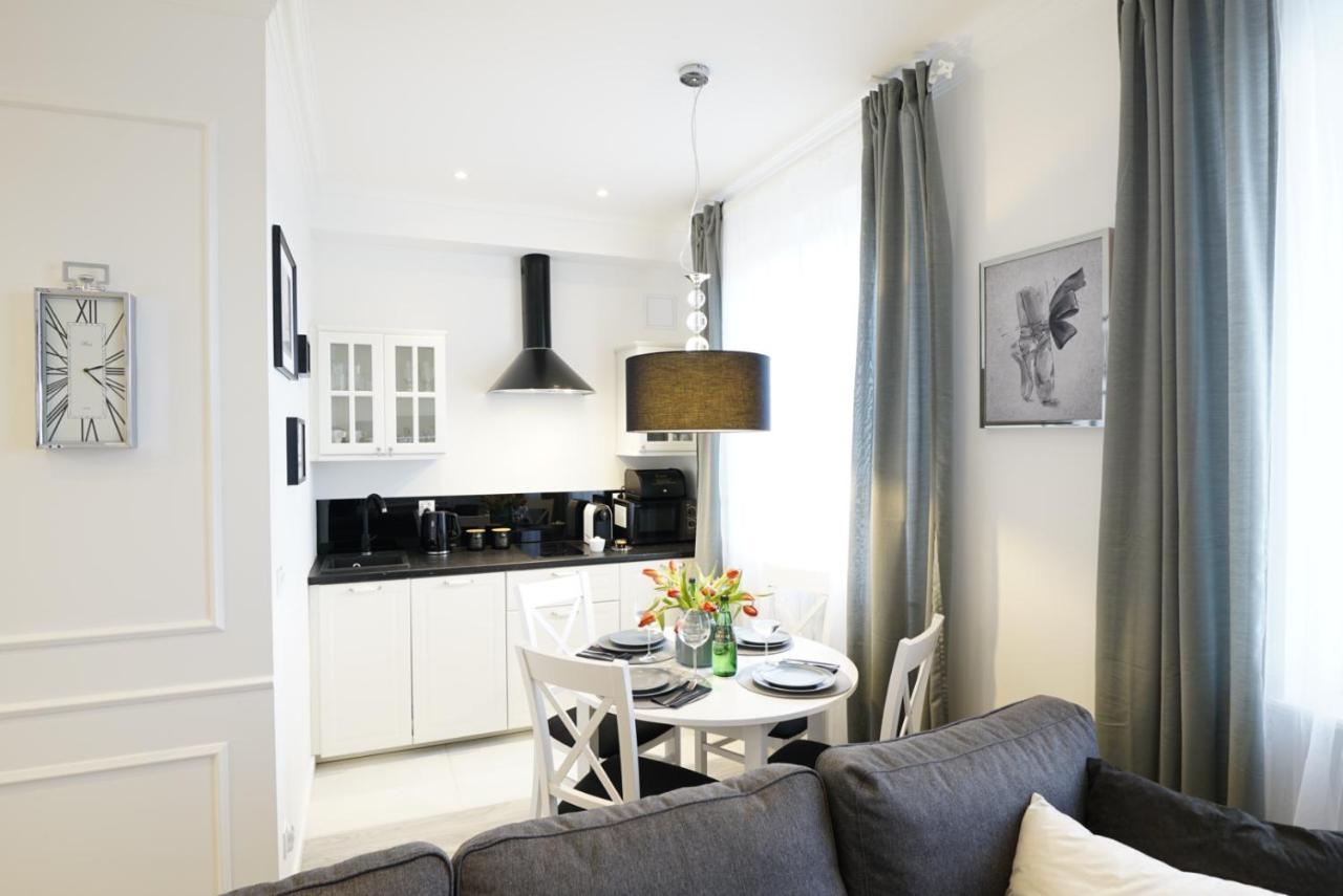 Small Residence - Apartamenty Sienkiewicza Kielce Kültér fotó