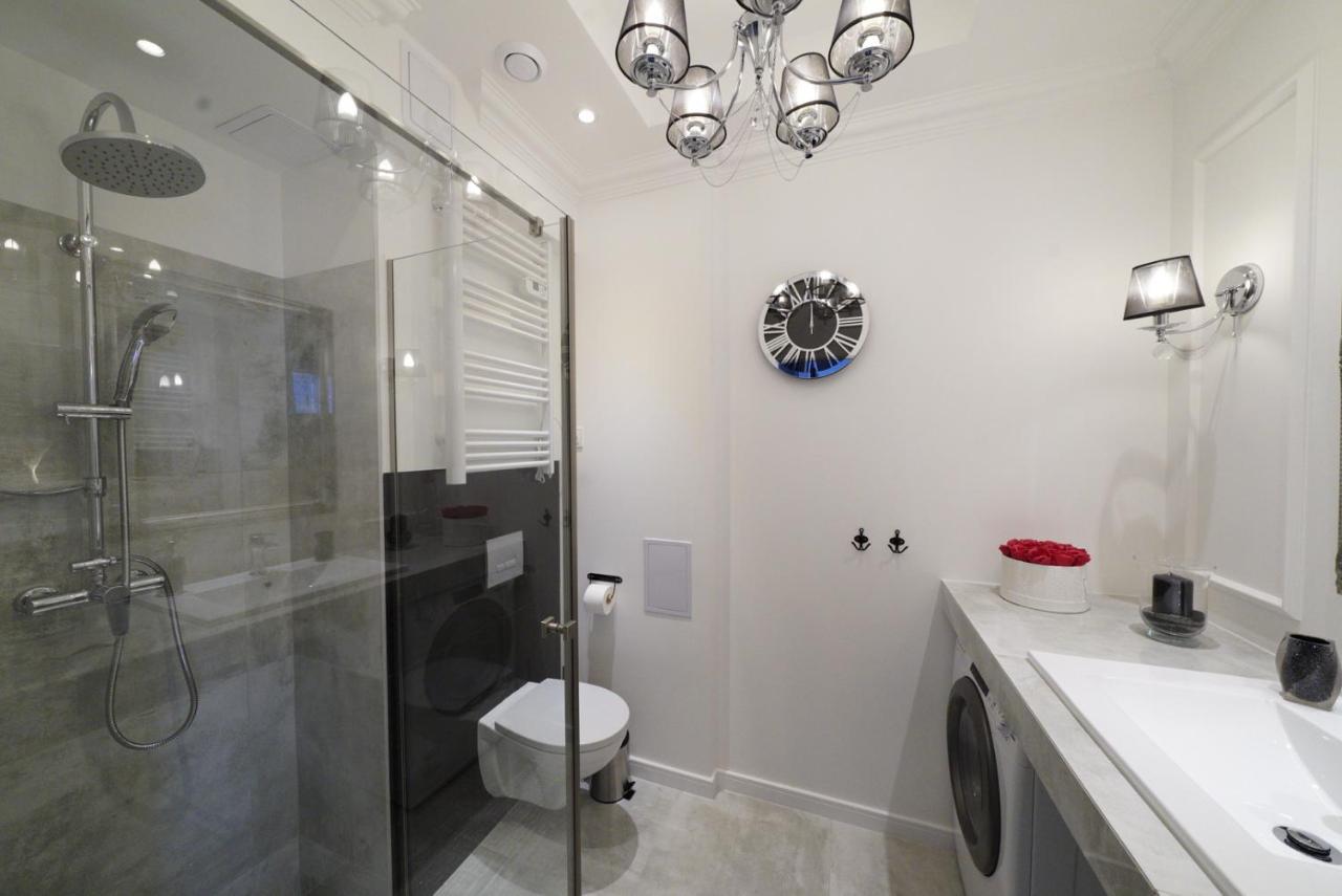 Small Residence - Apartamenty Sienkiewicza Kielce Kültér fotó